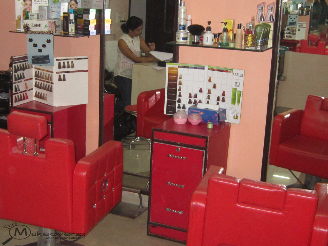 Essence Beauty Ladies Salon- Indirapuram
